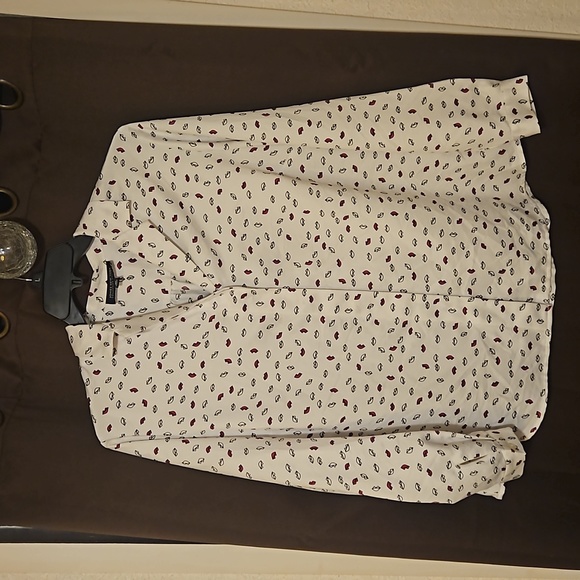 Jones New York Tops - Jones New York blouse